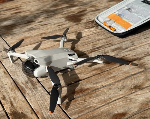 Dji mini kameradrohne mit - dji, 3